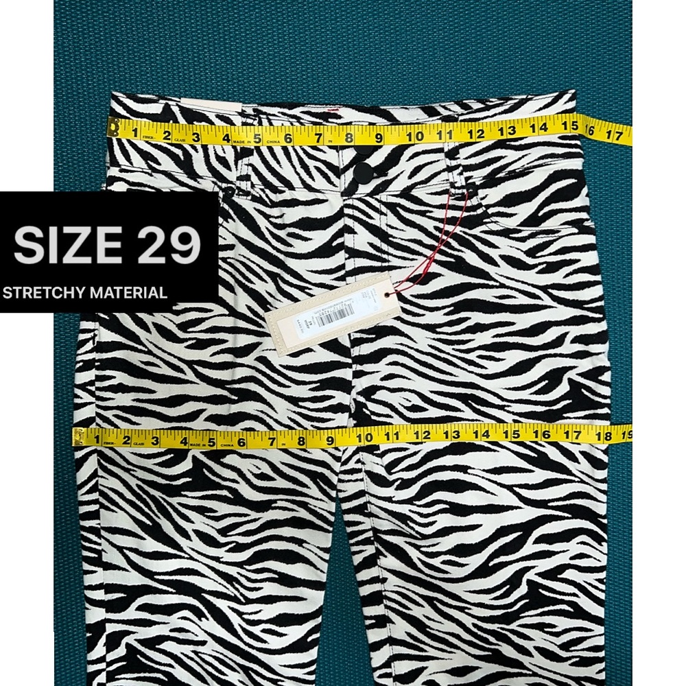 Alice + Olivia Stacey Zebra Striped Low Rise Bell Bottom Jean - Picture 12 of 17